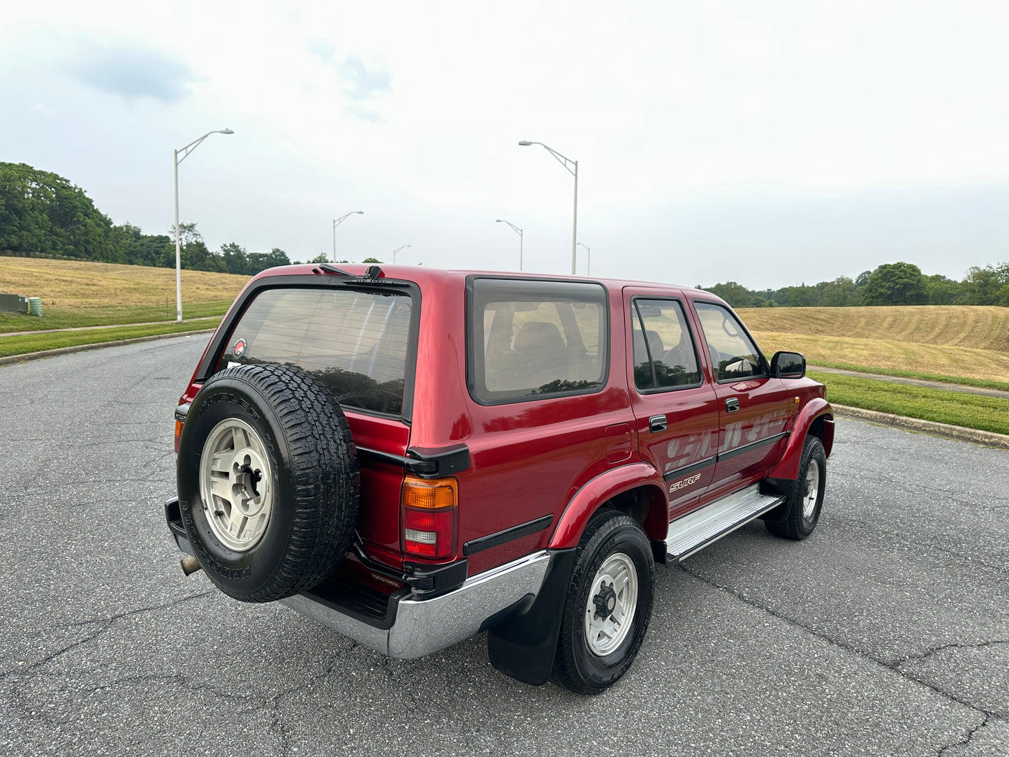 1995 TOYOTA HILUX SURF SSR-X - 4WD - TURBO DIESEL — LOT#576