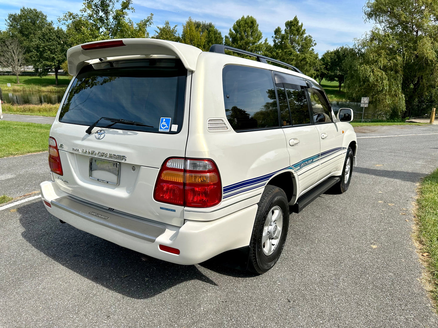 1998 Toyota Land Cruiser UZJ100 VX Limited