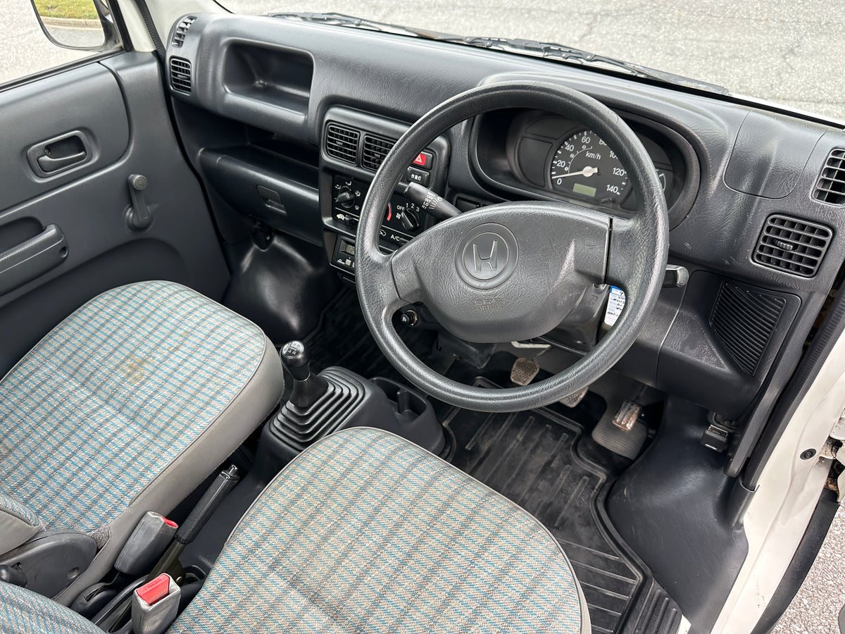 2001 HONDA ACTY SDX 4WD - FUEL INJECTION - AIRBAG - POWER STEERING - AIR CONDITIONING — LOT#988