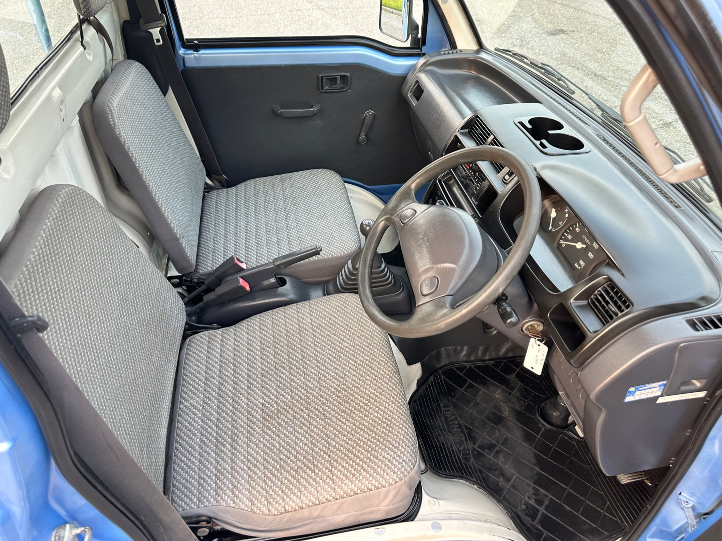 1999 DAIHATSU HIJET GD-S210P 4WD - FUEL INJECTED - 5 SPEED - A/C - CUSTOM PAINTJOB — LOT#890