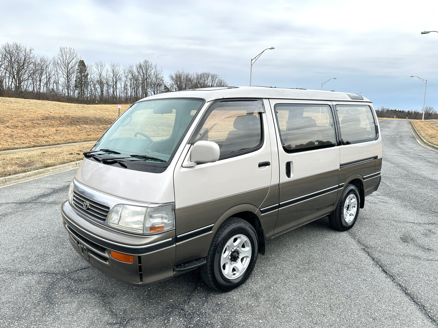 1995 TOYOTA HIACE SUPER CUSTOM G KZH106