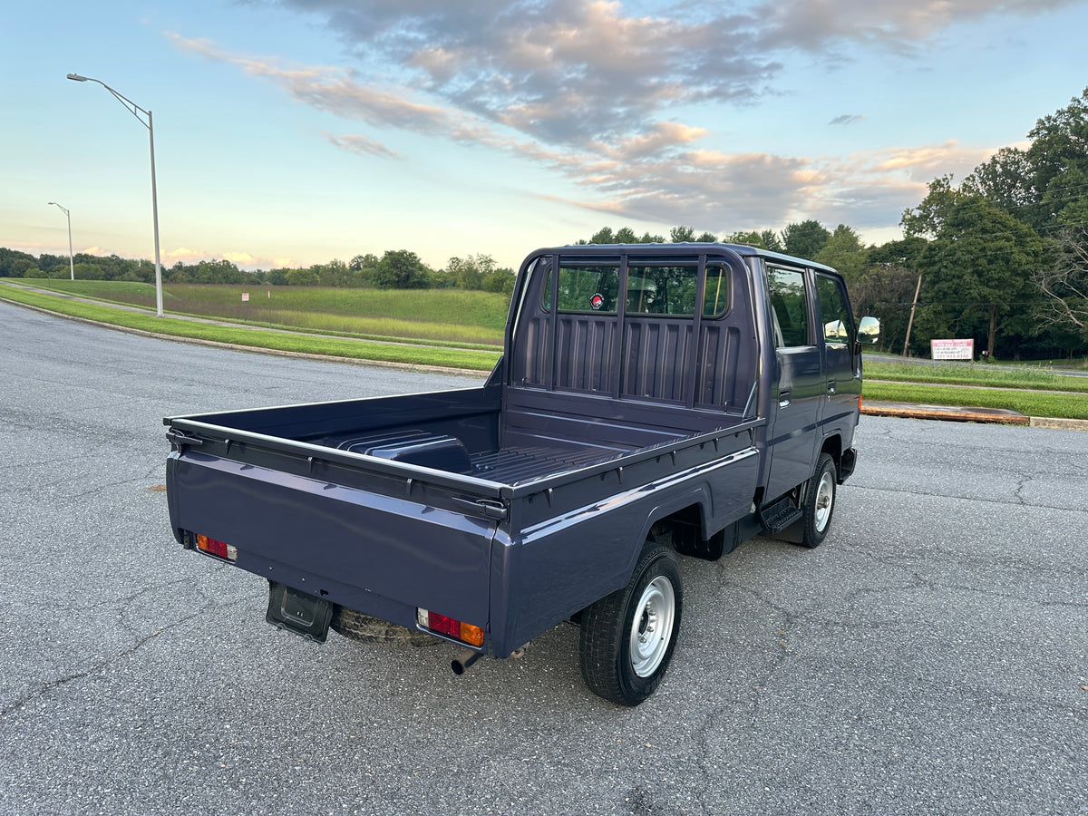1999 TOYOTA TOYOACE 4WD DOUBLE CAB LY162 - DIESEL - 5 SPEED - 36k Miles — LOT#925
