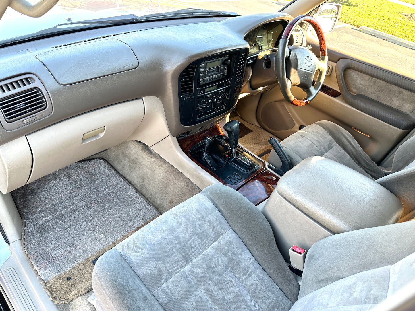 1998 Toyota Land Cruiser VX Limited HDJ101