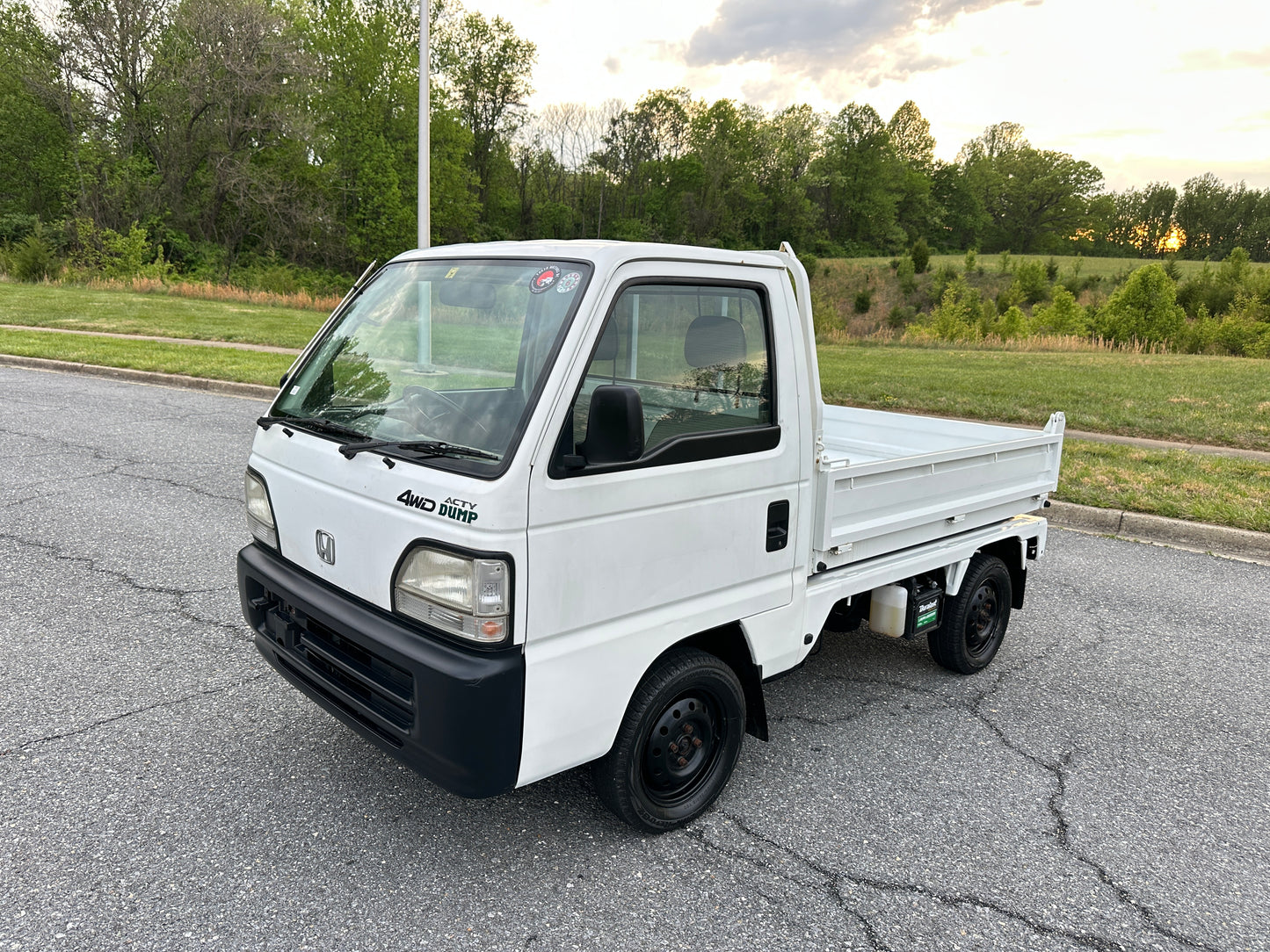 1997 HONDA ACTY SDX DUMP V-HA4  - 4WD - 5 SPEED - LOT#810