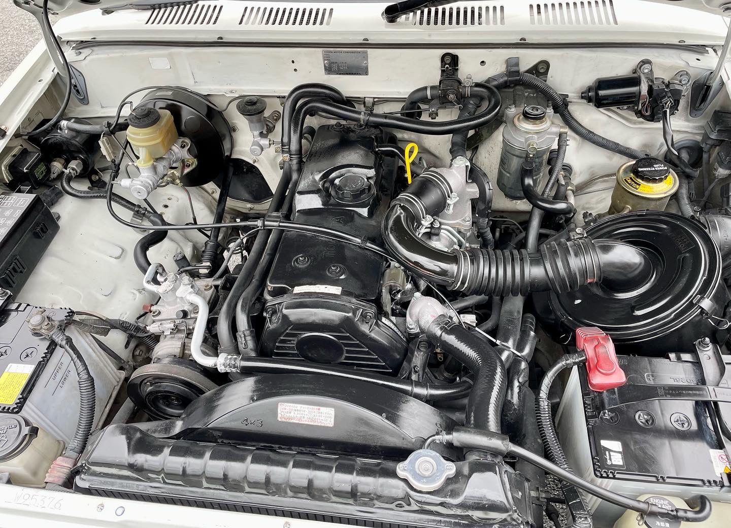 1993 TOYOTA HILUX SR LN107 Double Cab Pickup