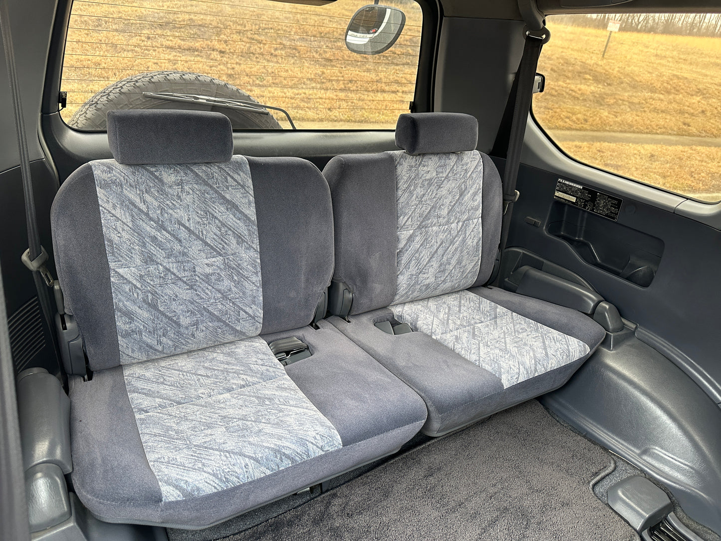 1999 Toyota Land Cruiser Prado TX Limited 4WD - 4 Cylinder Gasoline — LOT#686