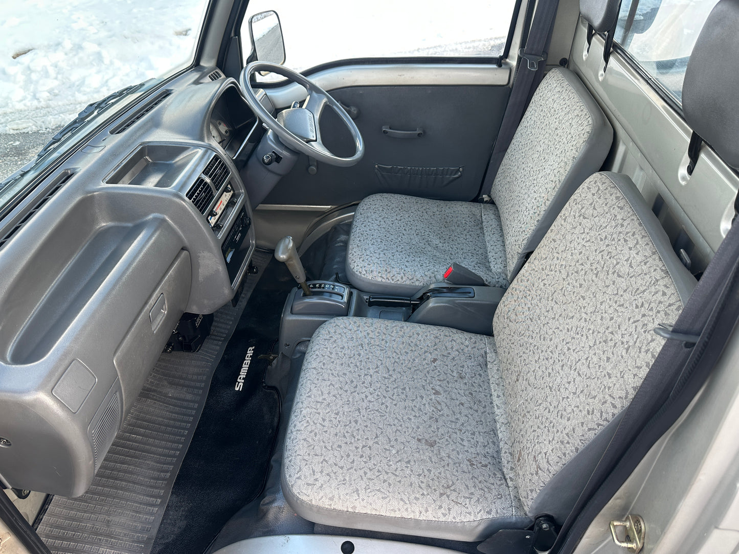 1998 SUBARU SAMBAR SUPER DELUXE CLASSIC - AUTOMATIC - FUEL INJECTED - A/C — LOT#728