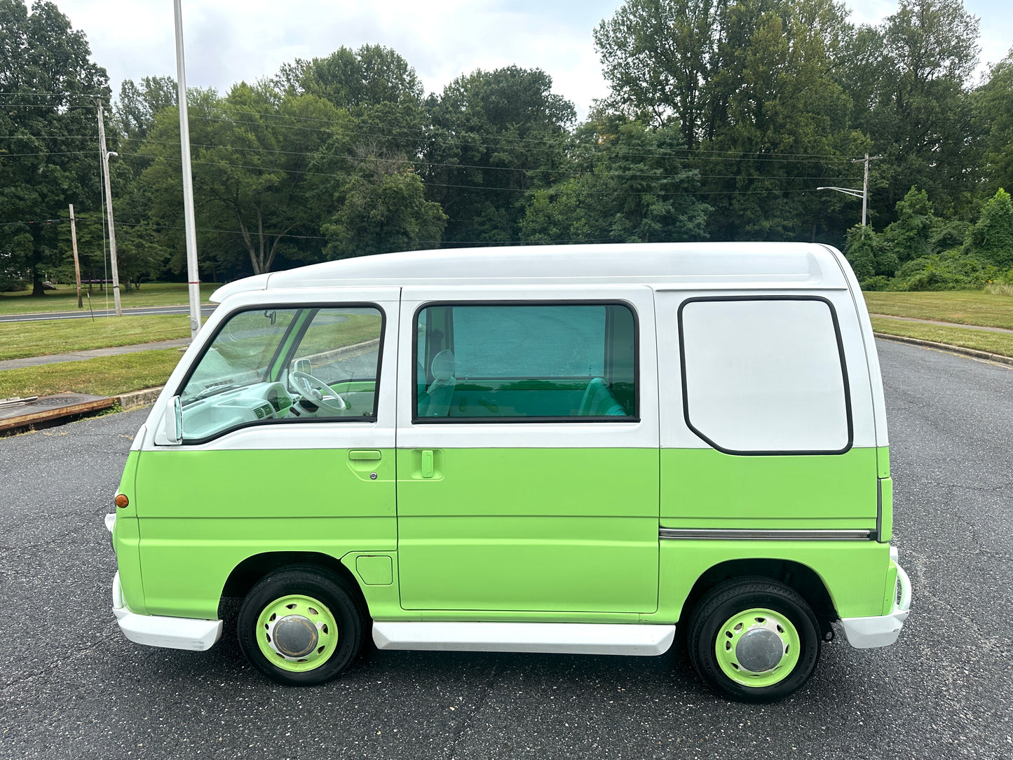 1998 SUBARU SAMBAR DIAS 4WD — LOT#642