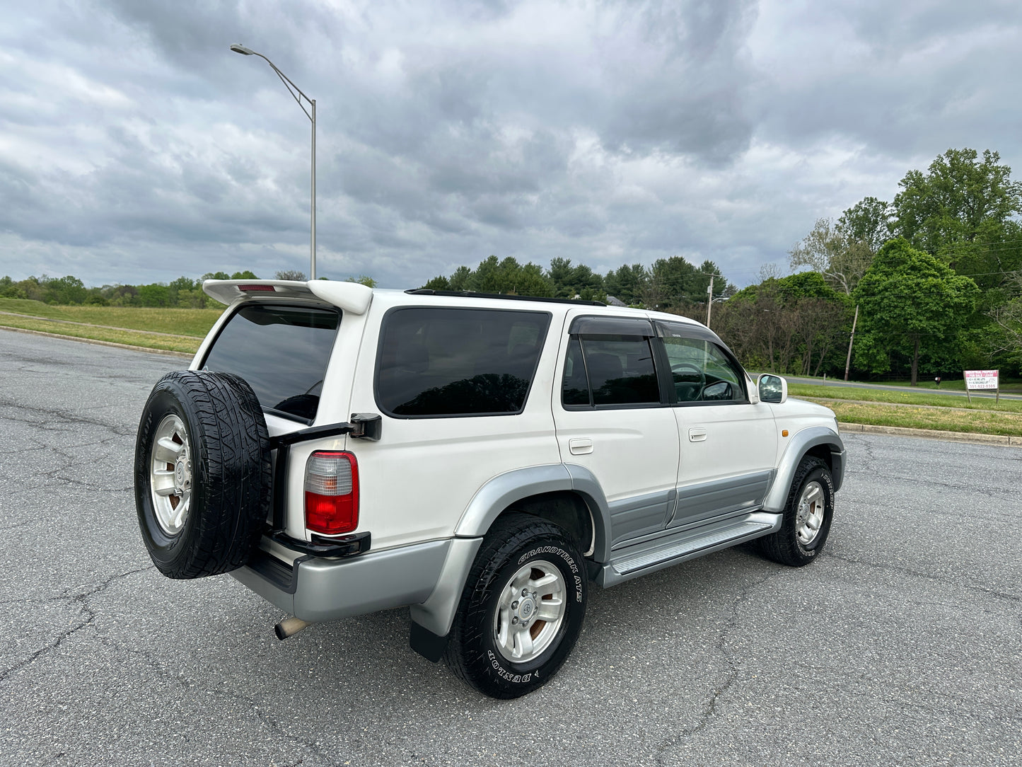 1999 TOYOTA HILUX SURF SSR-X 4WD - 5 SPEED MANUAL - 4 Cylinder Gasoline - 99k Miles — LOT#888
