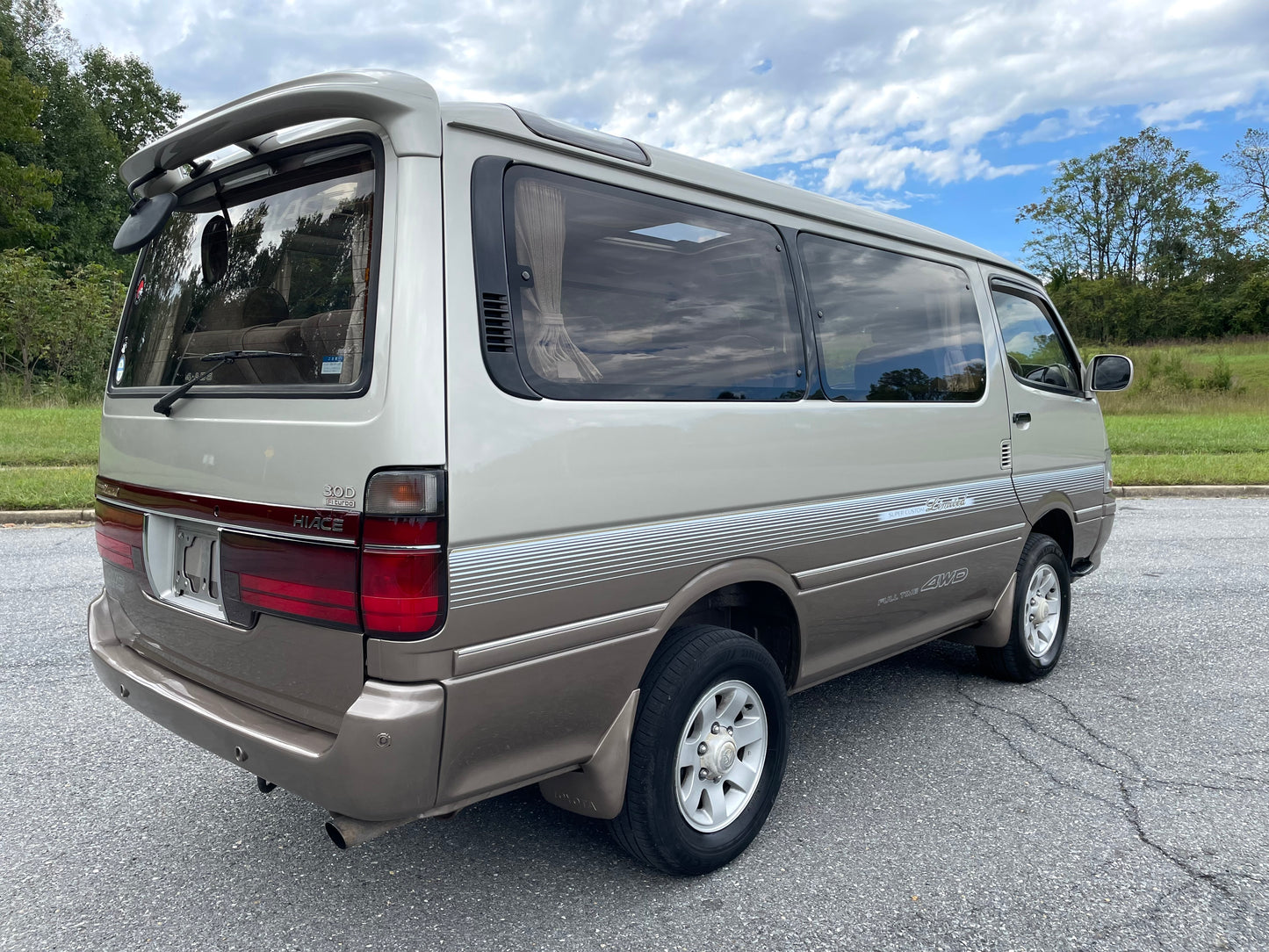 1996 TOYOTA HIACE SUPER CUSTOM KZH106