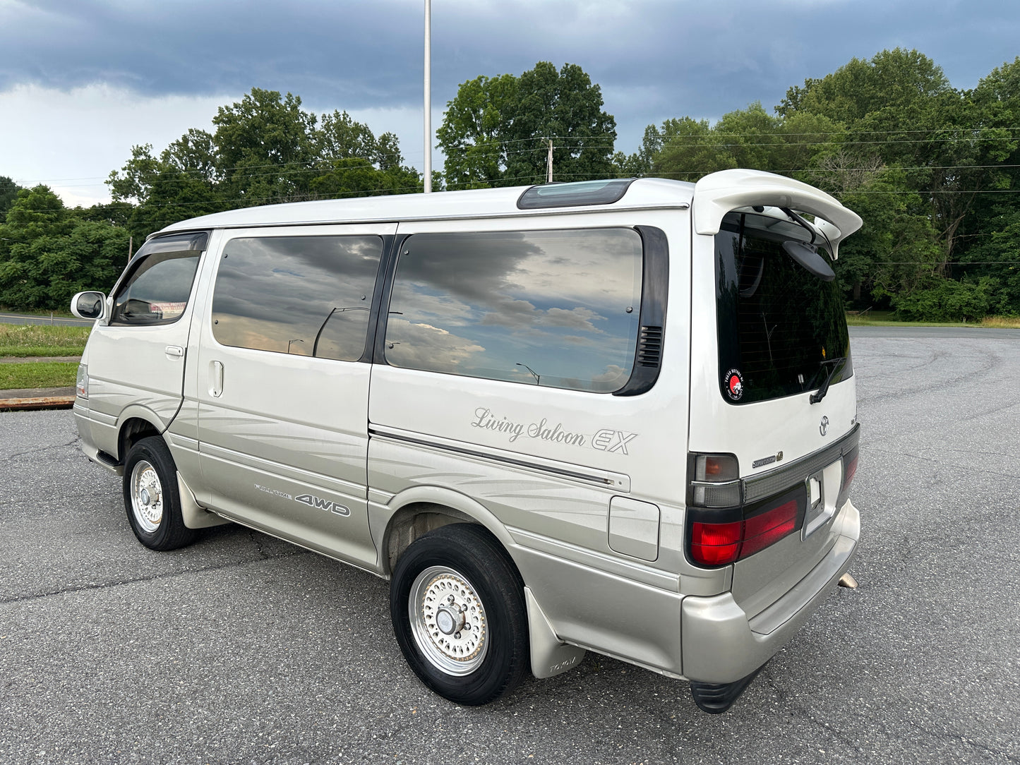 2000 TOYOTA HIACE SUPER CUSTOM LIVING SALOON EX 4WD — INTERCOOLER TURBO DIESEL
