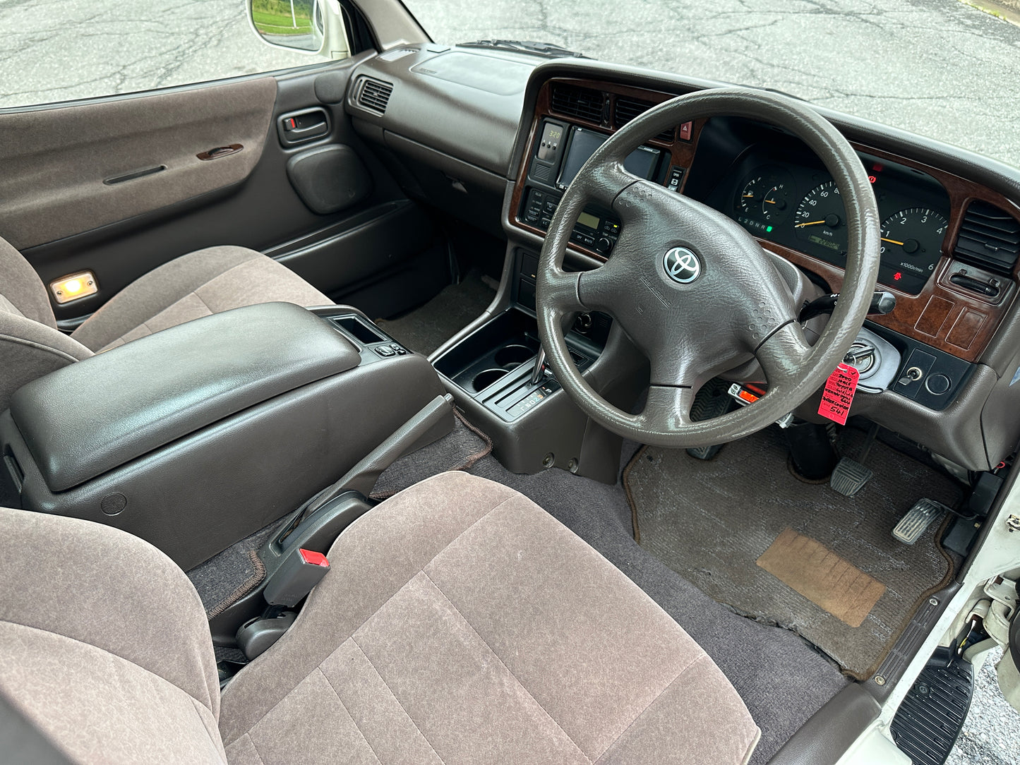 2000 TOYOTA HIACE SUPER CUSTOM LIVING SALOON EX 4WD — INTERCOOLER TURBO DIESEL
