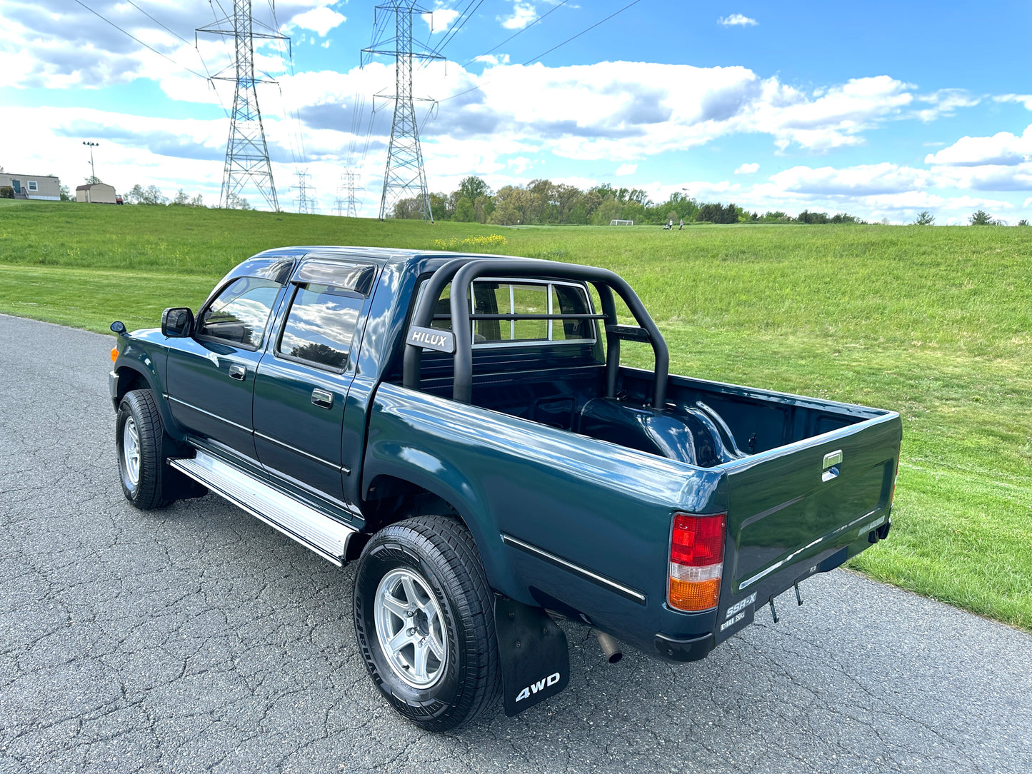 1995 TOYOTA HILUX SSR-X LN107 Double Cab Pickup