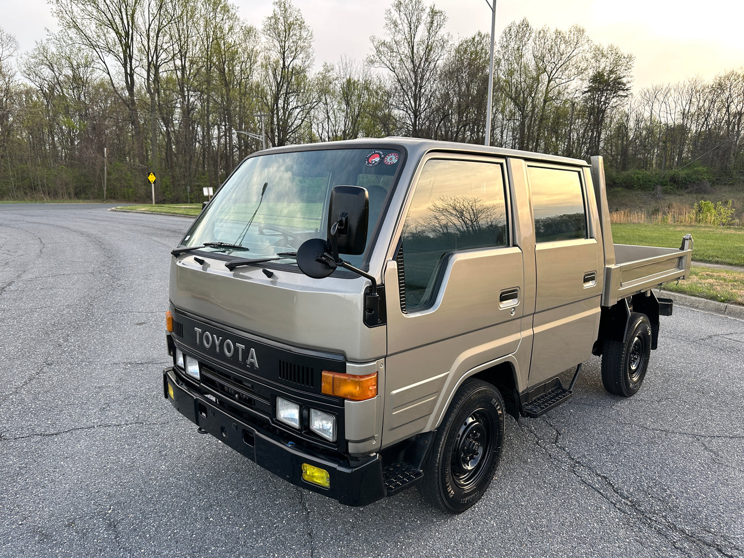 1993 TOYOTA TOYOACE LY61 DOUBLE-CAB DUMP TRUCK