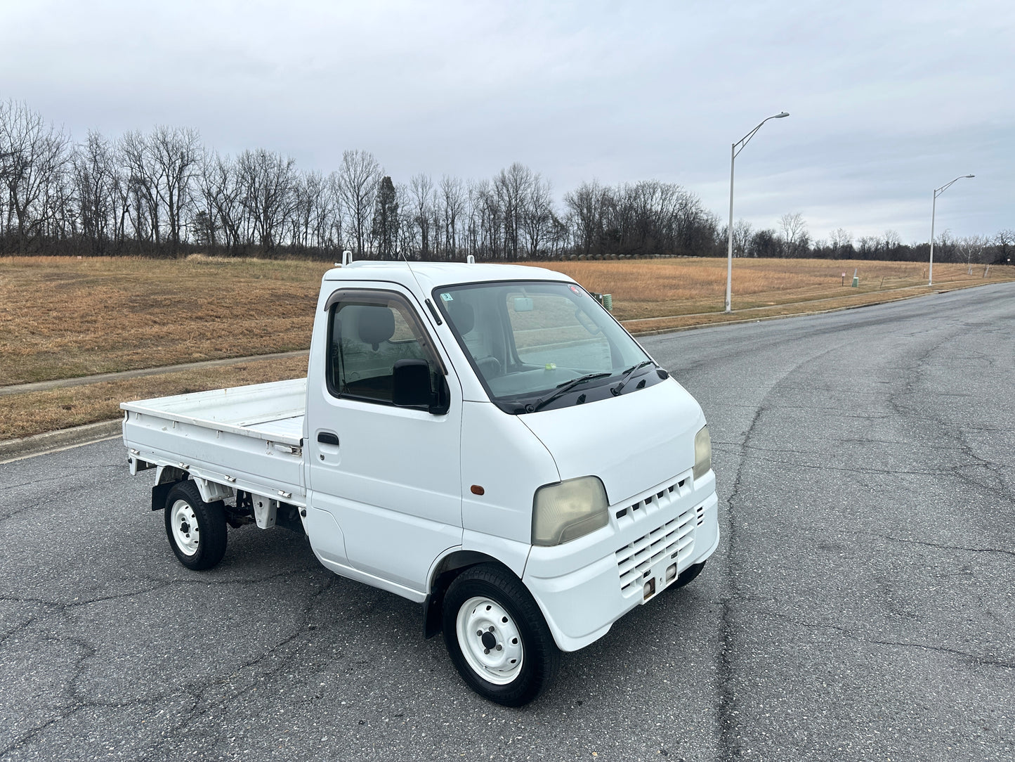 2000 SUZUKI CARRY - AUTOMATIC TRANSMISSION - A/C - 35k Miles — LOT#698