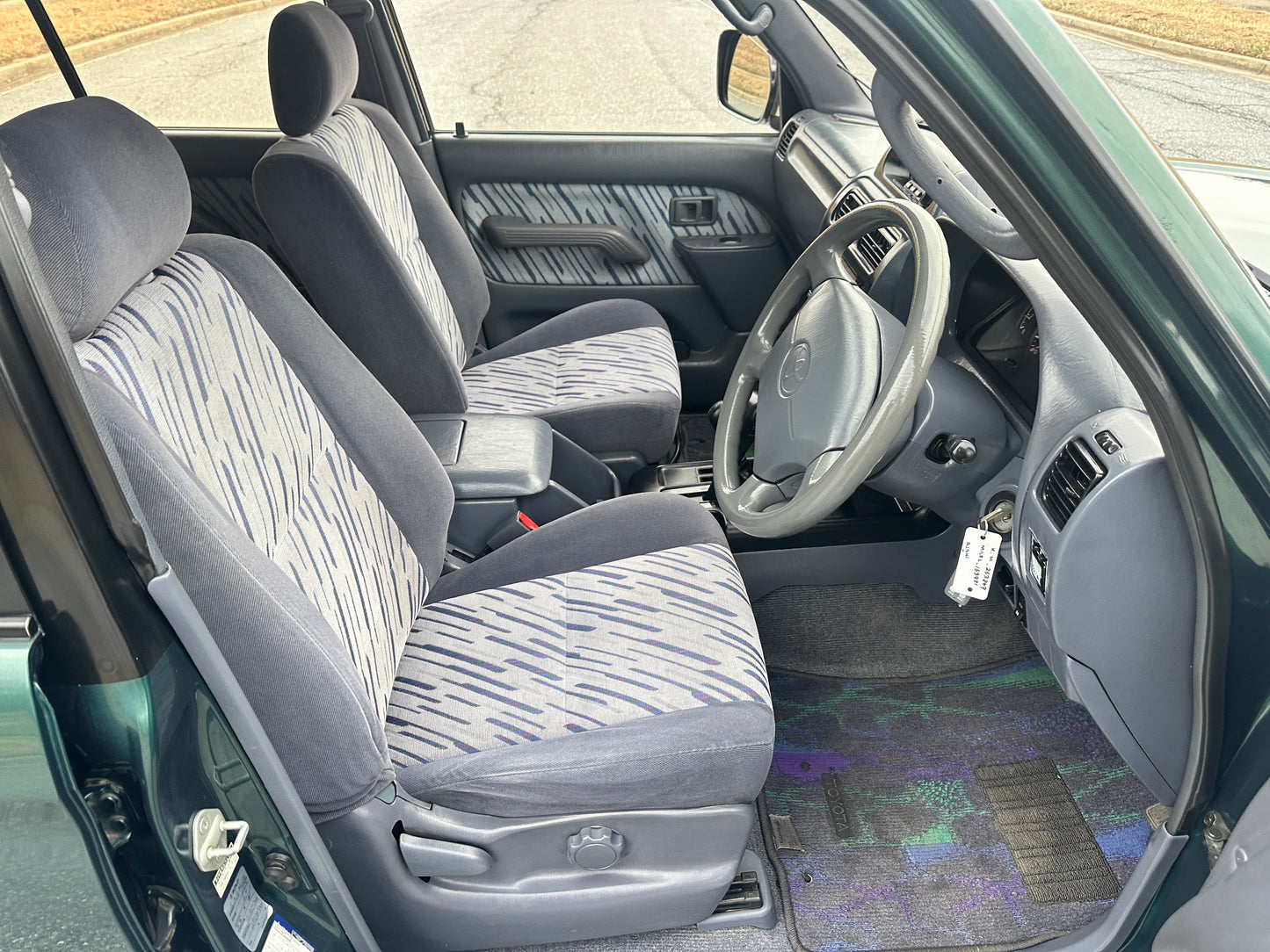 1997 Toyota Land Cruiser Prado TX 4WD - Intercooled Turbo Diesel - Center & Rear Differential Lockers — LOT#815