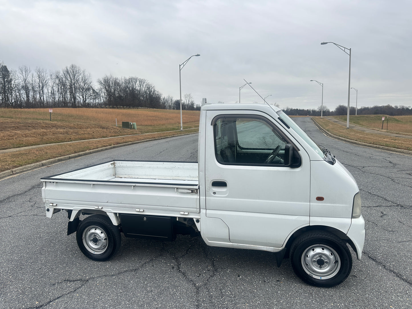 1999 SUZUKI CARRY TURBO - 4WD - A/C - FUEL INJECTION- 5 SPEED — LOT#711