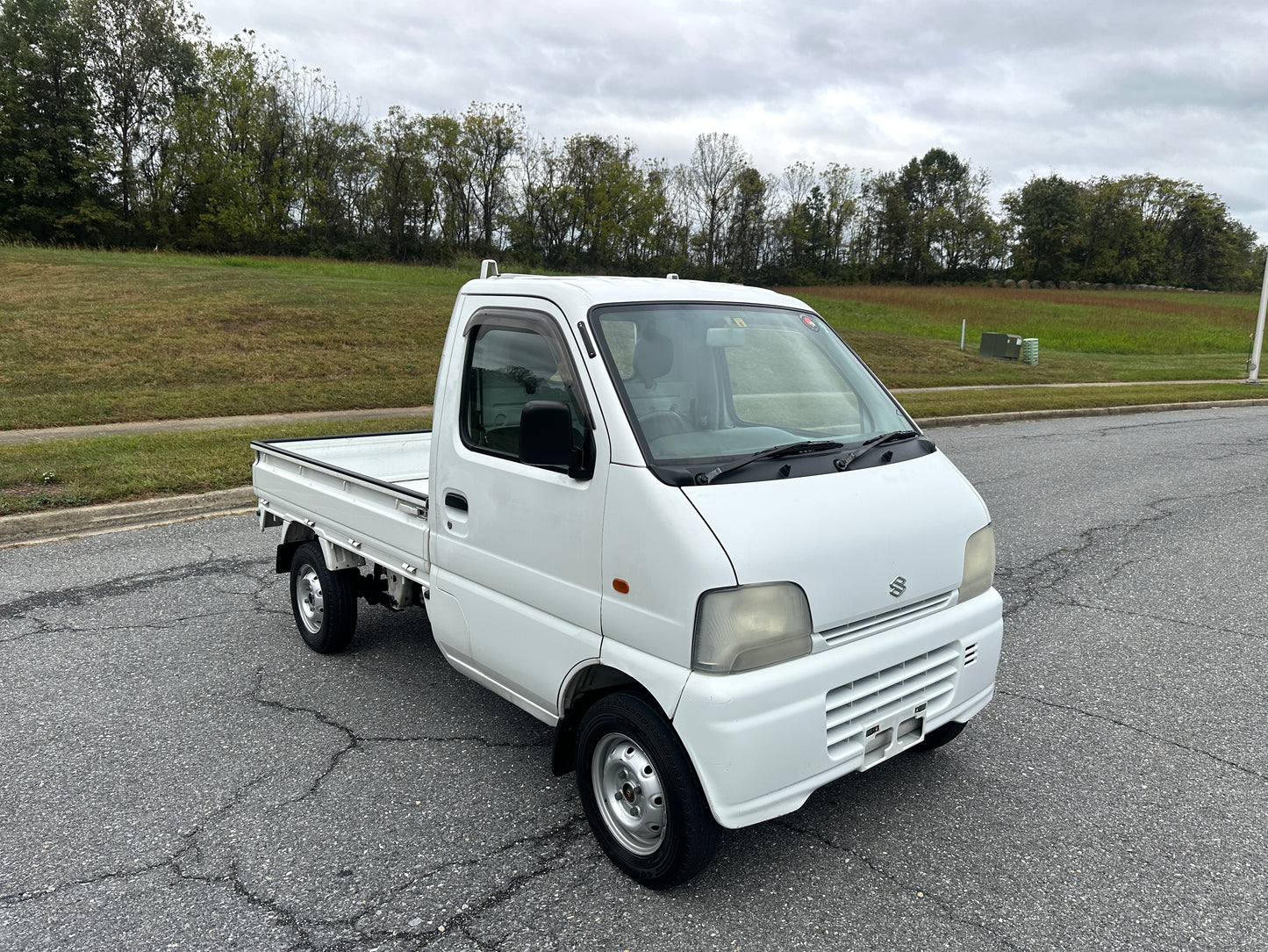 1999 SUZUKI CARRY -4WD -FUEL INJECTED -2 SPEED TRANSFER-CASE — LOT#671