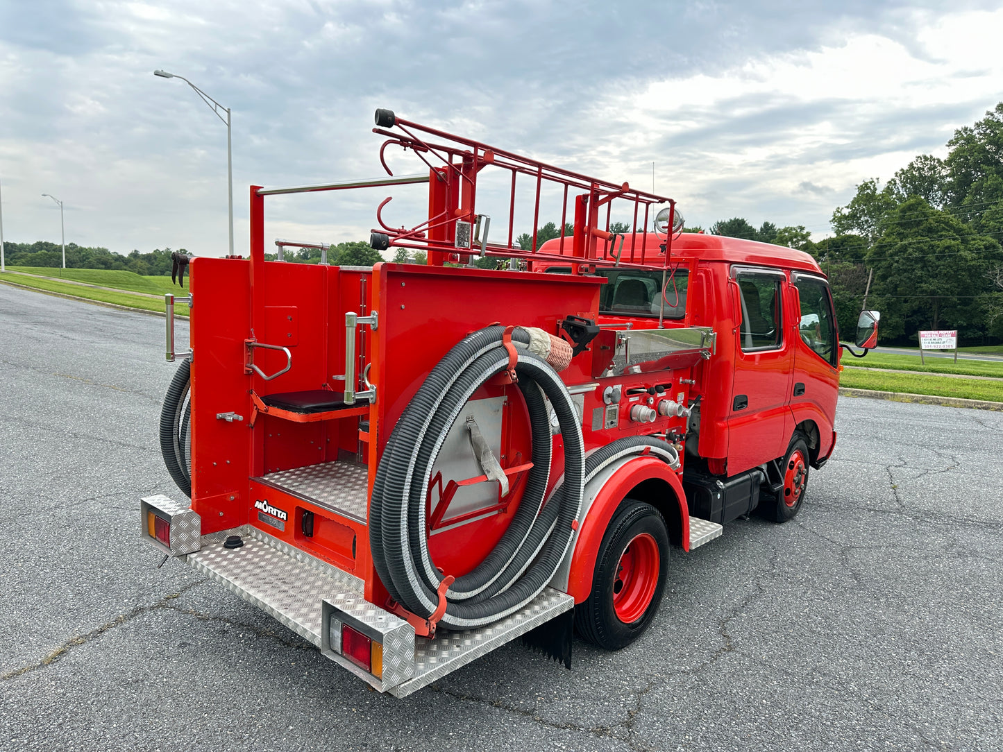 1999 TOYOTA DYNA JAPANESE FIRE TRUCK - DIESEL - 6,528 MILES — LOT#855