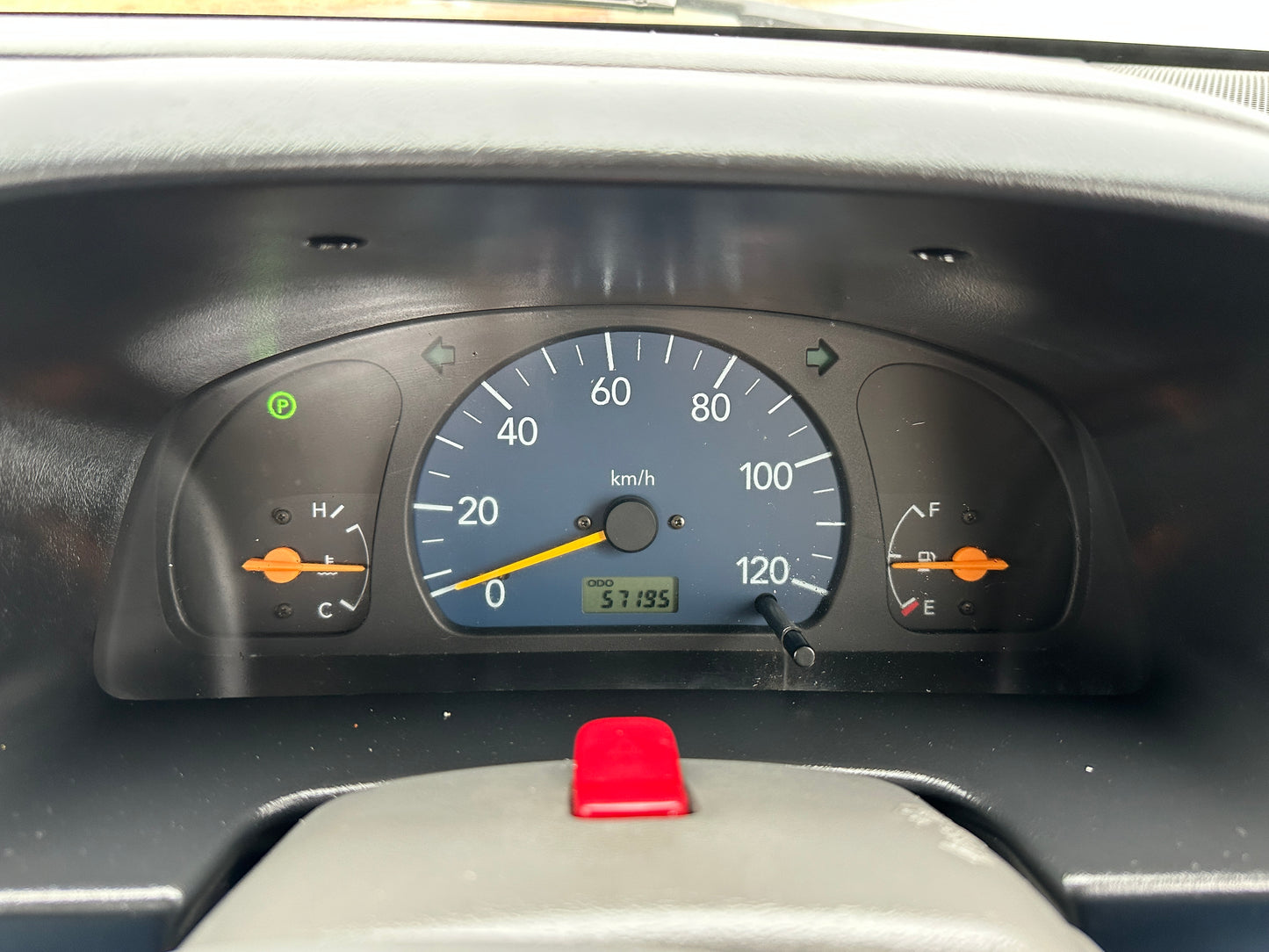 2000 SUZUKI CARRY - AUTOMATIC TRANSMISSION - A/C - 35k Miles — LOT#698