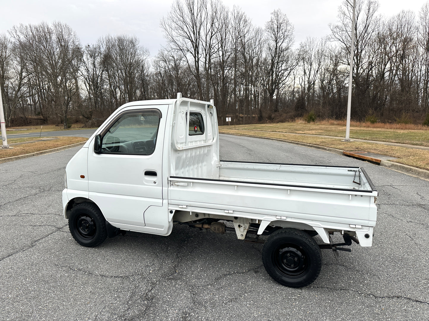 1999 SUZUKI CARRY -4WD -FUEL INJECTED -2 SPEED TRANSFER-CASE -A/C — LOT#754