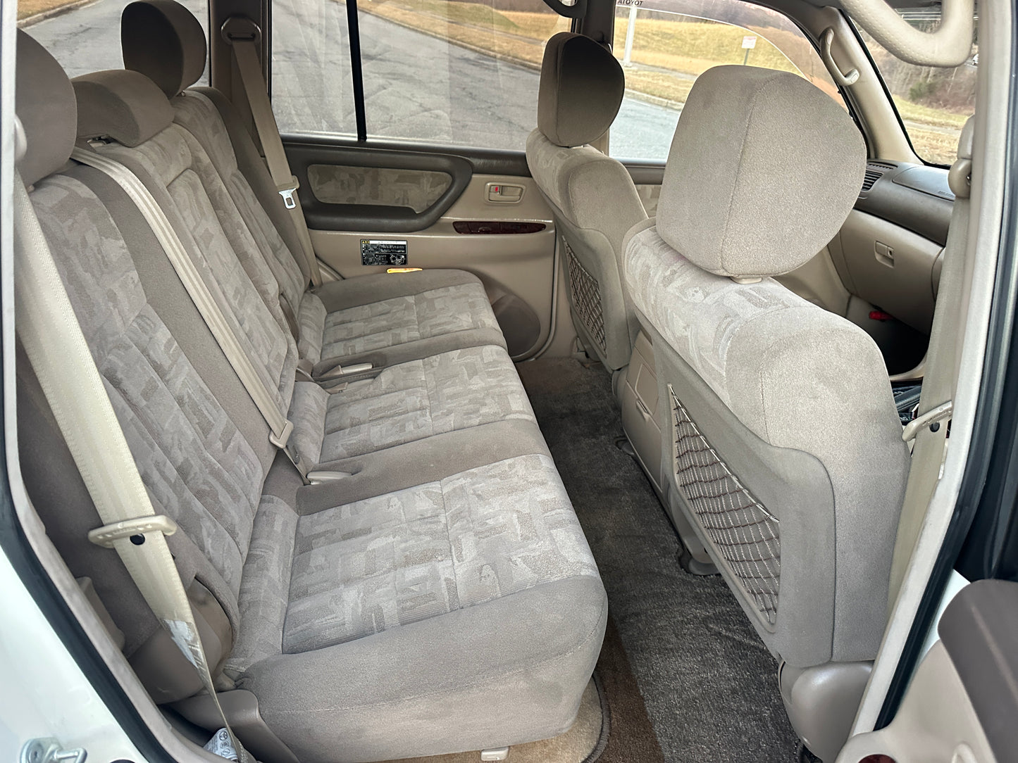 2000 TOYOTA LAND CRUISER VX LIMITED 4WD - “V8” GASOLINE - 82,661 MILES — LOT#724