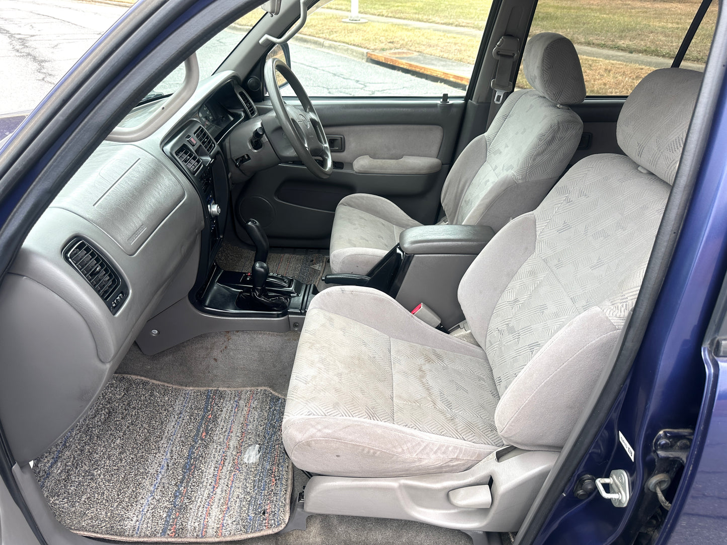 2000 TOYOTA HILUX SURF SSR-X 4WD - 4 Cylinder Gasoline — LOT#721