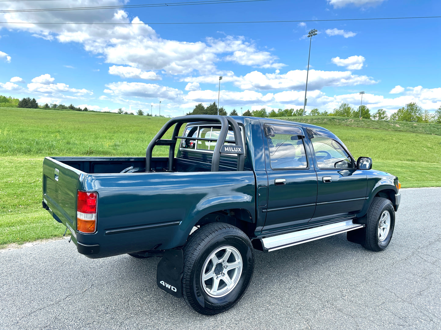 1995 TOYOTA HILUX SSR-X LN107 Double Cab Pickup