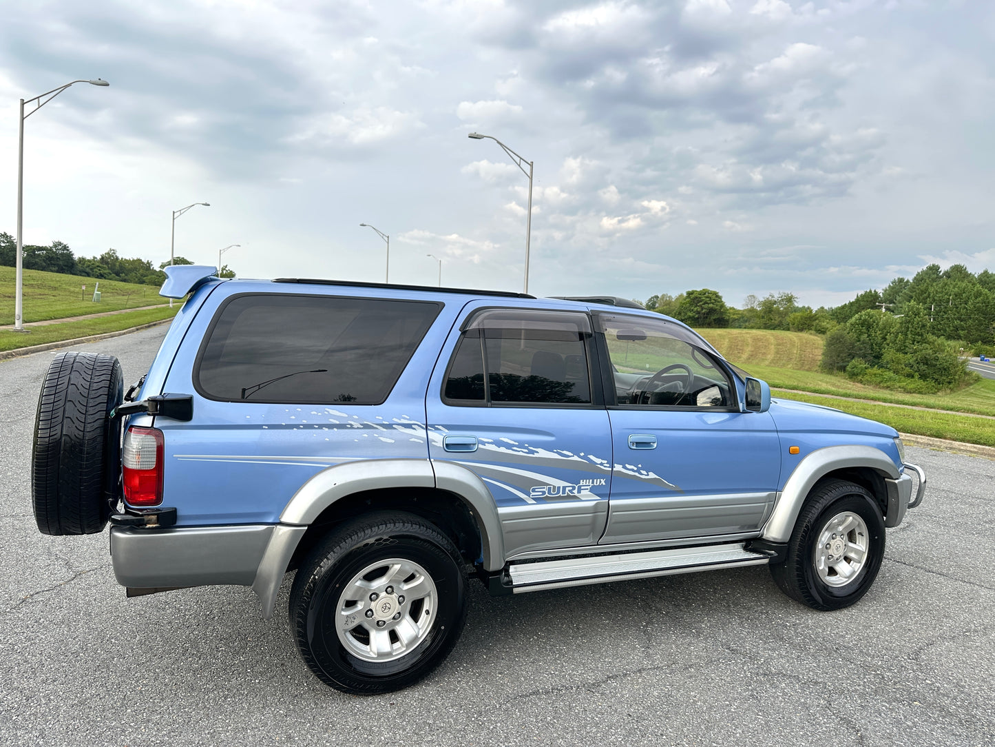 1996 TOYOTA HILUX SURF SSR-G 4WD - TURBO DIESEL — LOT#606
