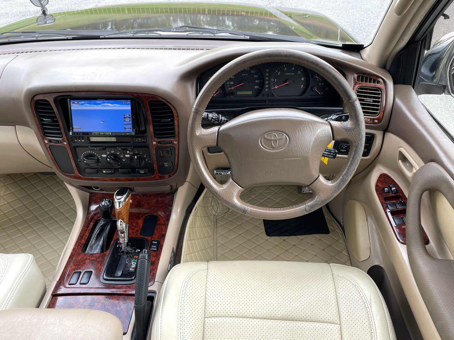1999 Toyota Land Cruiser UZJ100 VX Limited