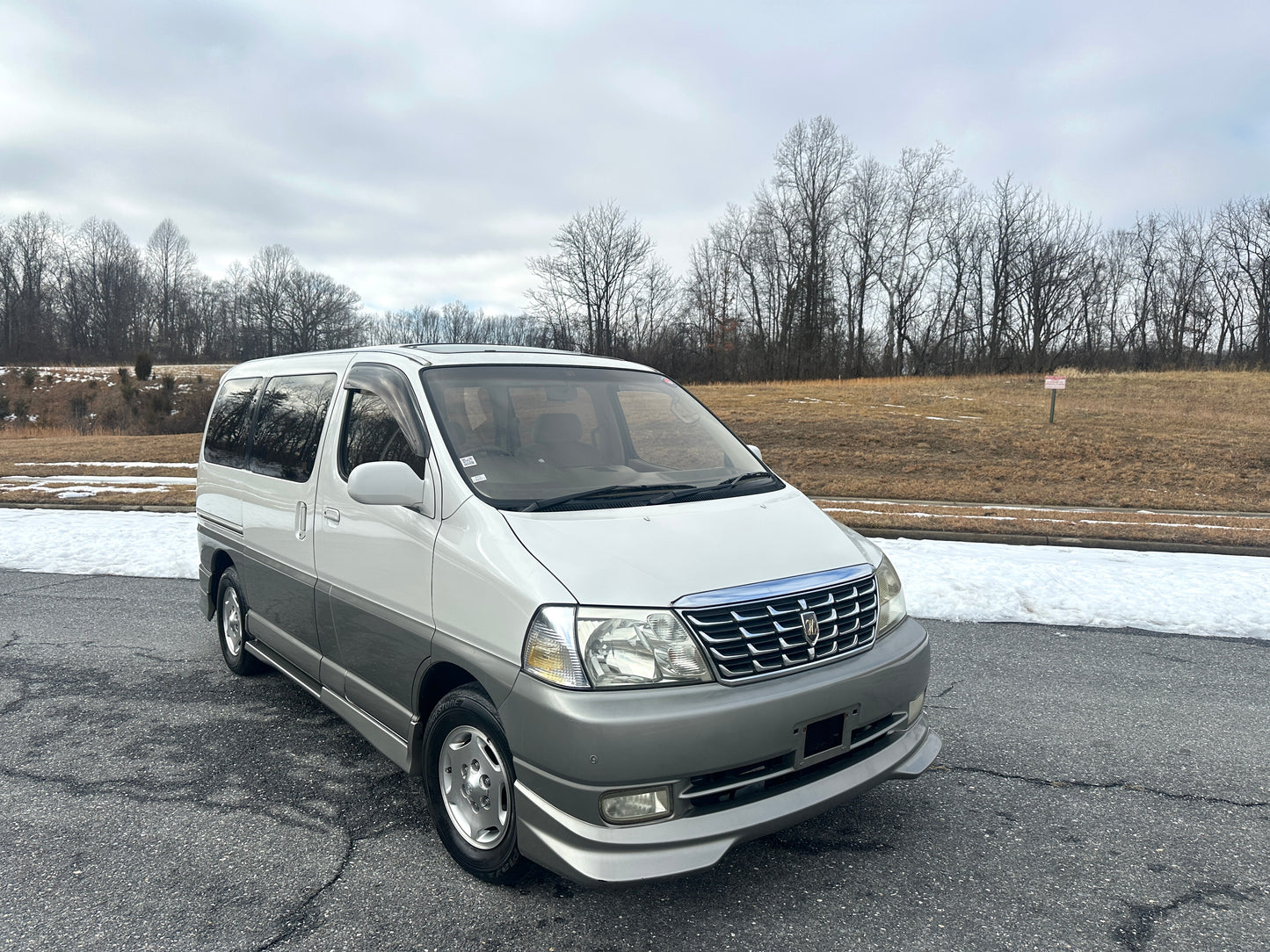 1999 TOYOTA GRAND HIACE LIMITED EXCELLENT EDITION 4WD - V6 GASOLINE — LOT#715