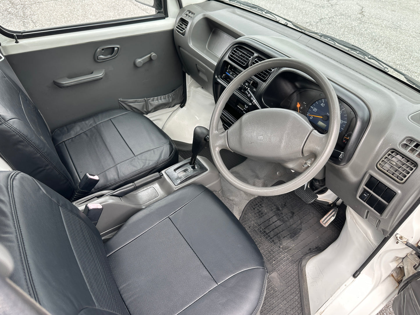 2001 SUZUKI CARRY 4WD - AUTOMATIC TRANSMISSION - A/C - FUEL INJECTION — LOT#921
