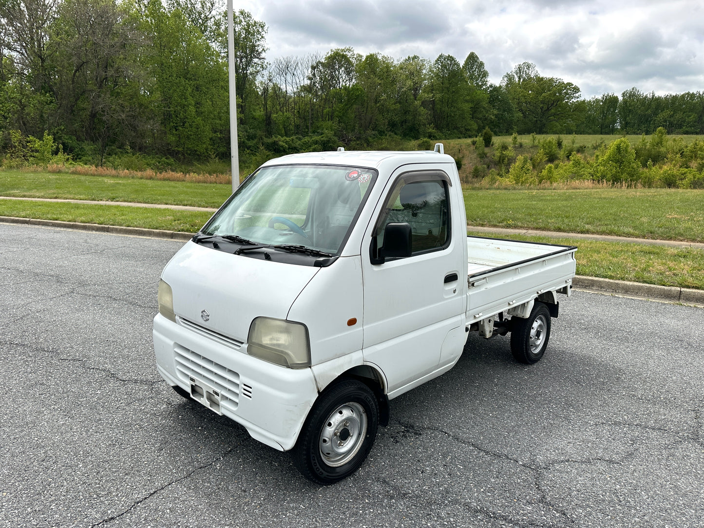 1999 SUZUKI CARRY -4WD - POWER WINDOWS - FUEL INJECTED - 2 SPEED TRANSFERCASE -A/C — LOT#848