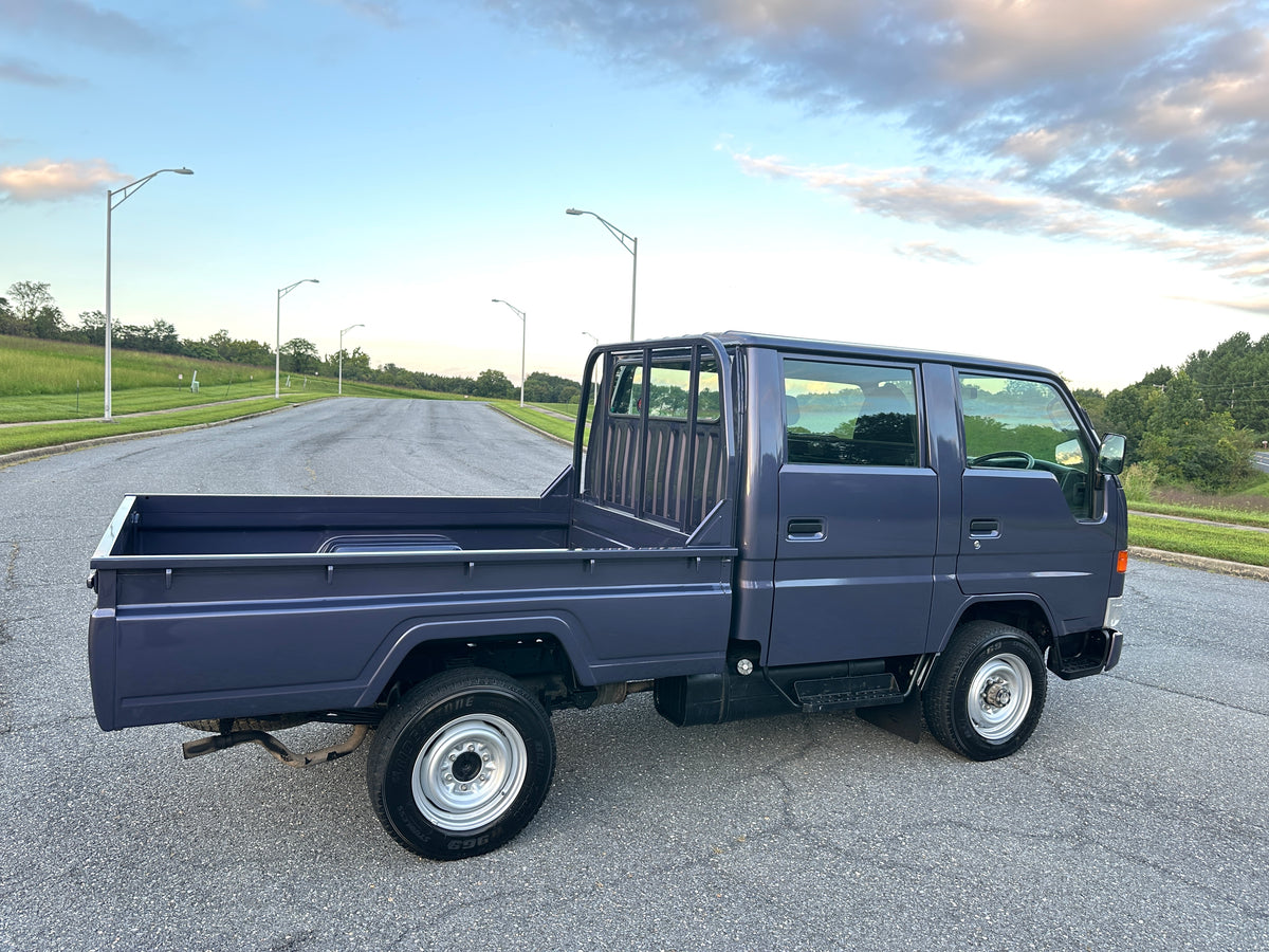 1999 TOYOTA TOYOACE 4WD DOUBLE CAB LY162 - DIESEL - 5 SPEED - 36k Miles — LOT#925