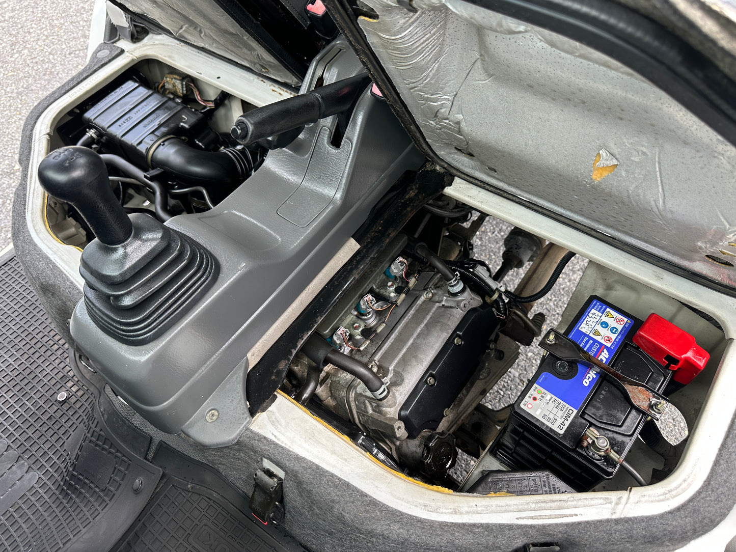 2000 SUZUKI CARRY 4WD - A/C - FUEL INJECTED