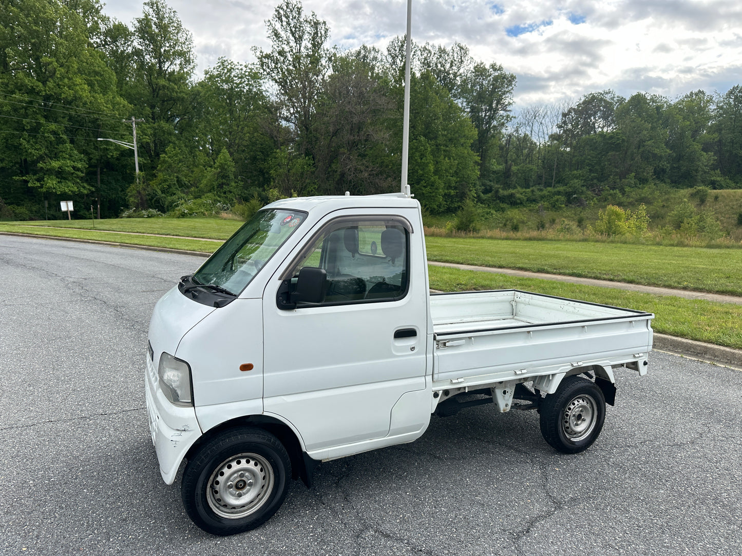 2001 SUZUKI CARRY 4WD - AUTOMATIC TRANSMISSION - A/C - FUEL INJECTION — LOT#921