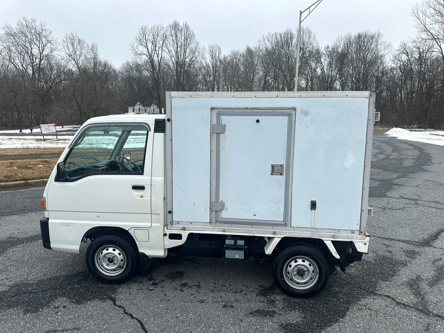 1999 SUBARU SAMBAR FREEZER TRUCK 4WD - 5 SPEED - A/C — LOT#782