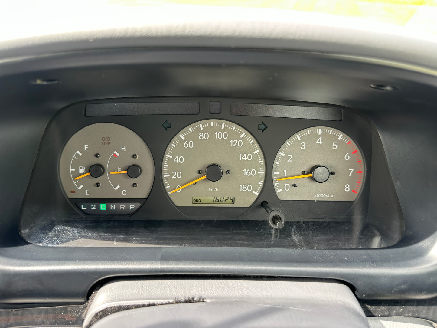 2000 TOYOTA TOURING HIACE - GASOLINE - 47,239 MILES — LOT#765