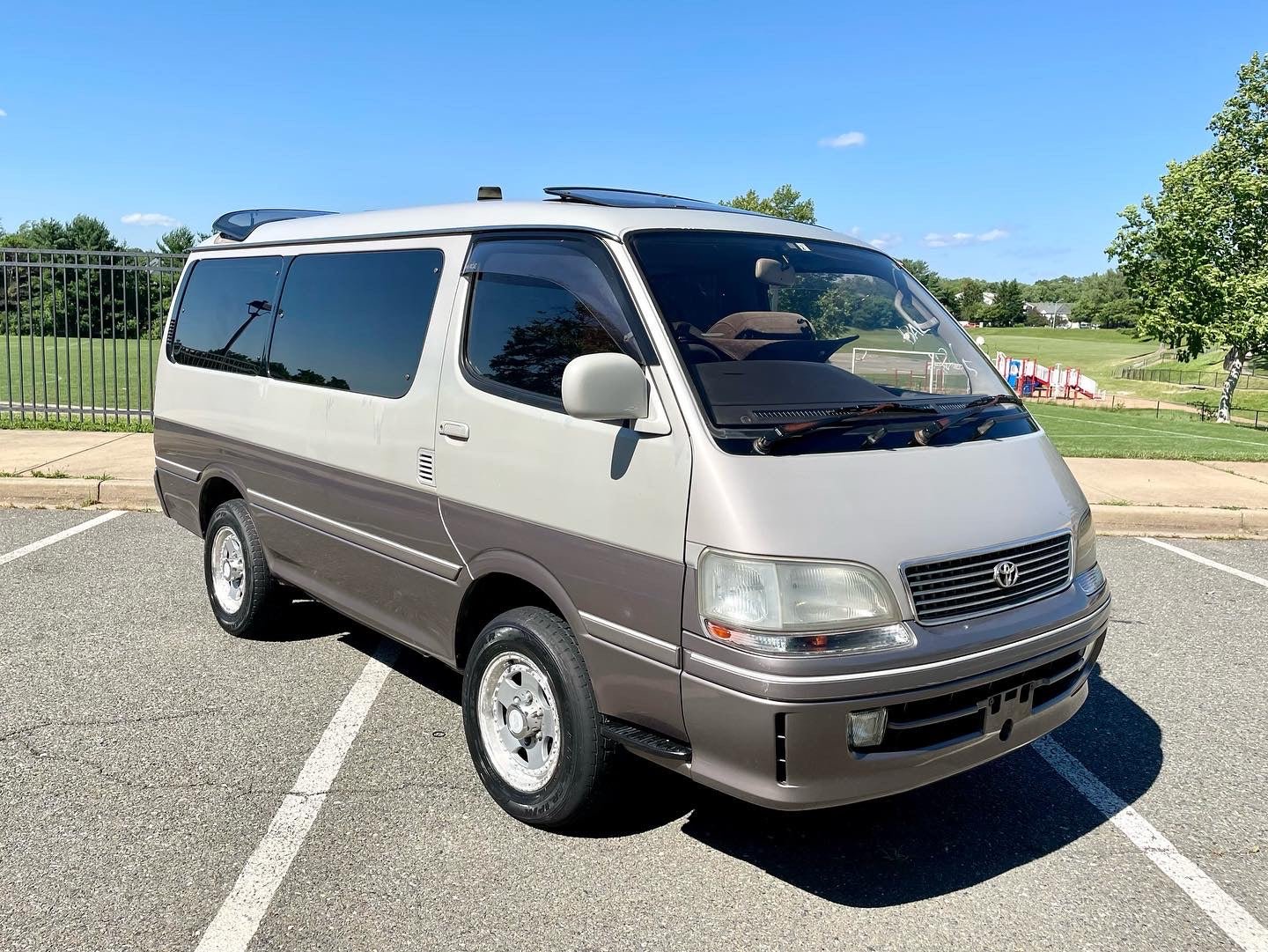 1996 TOYOTA HIACE SUPER CUSTOM LIMITED KZH106