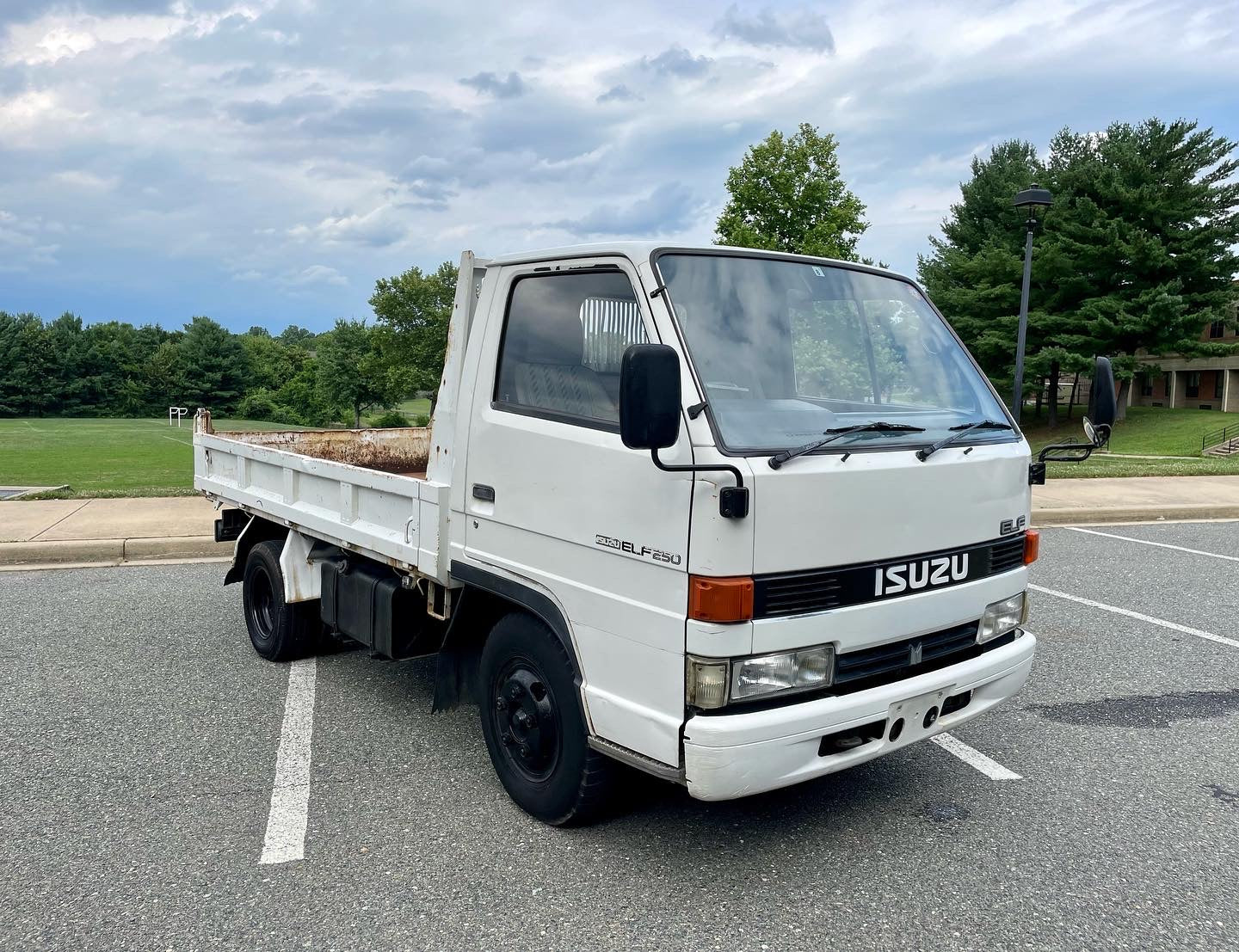 1991 ISUZU ELF 250 DUMP TRUCK NKR58E