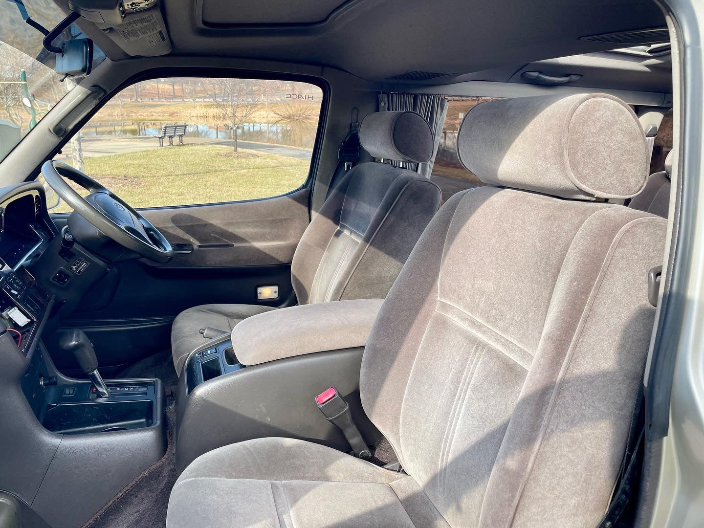 1996 TOYOTA HIACE SUPER CUSTOM LIMITED KZH106