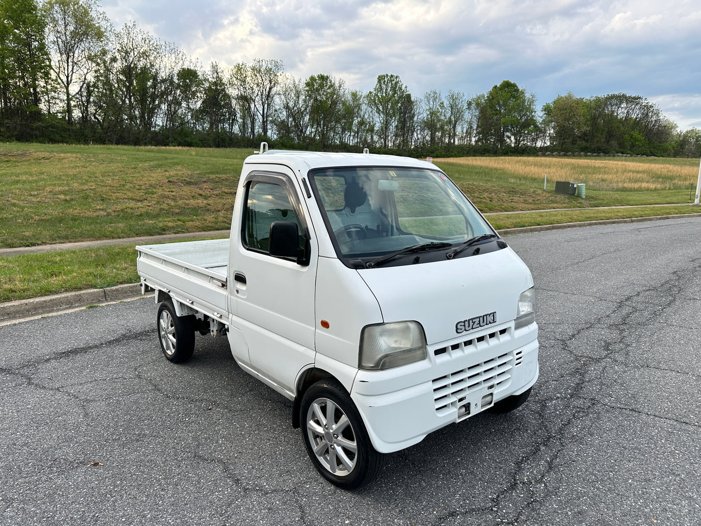 2001 SUZUKI CARRY -FUEL INJECTED- A/C — LOT#870