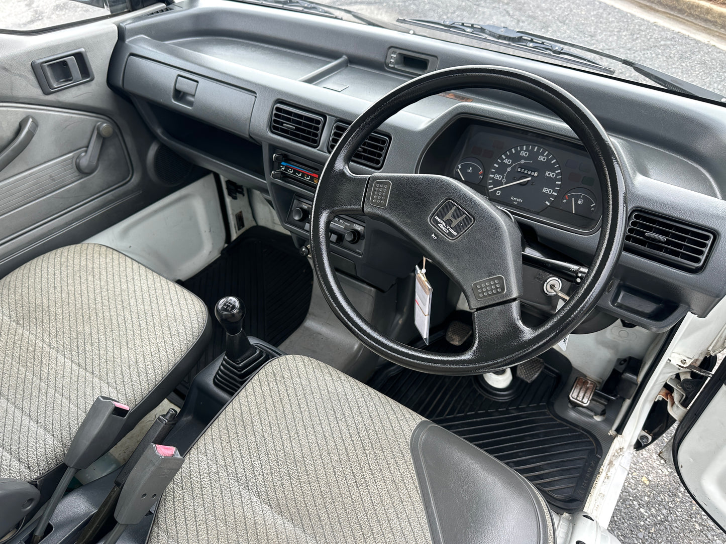 1992 HONDA ACTY SDX 4WD - AIR CONDITIONING — LOT#749