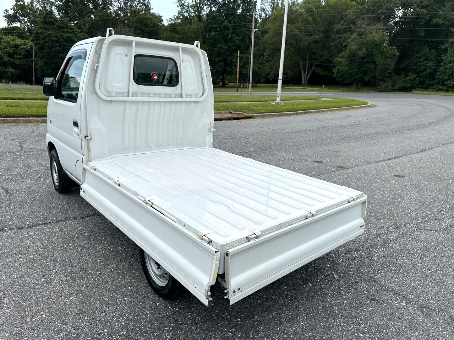 1999 SUZUKI CARRY -4WD -FUEL INJECTED -2 SPEED TRANSFER-CASE -AIR CONDITIONING — LOT#651