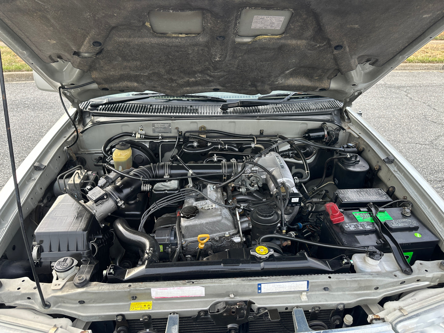 1999 TOYOTA HILUX SURF SSR-G 4WD - 4 Cylinder Gasoline — LOT#788