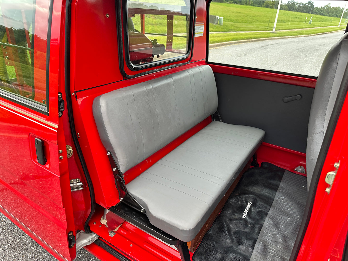 RARE FIRE VAN - 1997 SUBARU SAMBAR DIAS 4WD - FULLY EQUIPPED — LOT#931