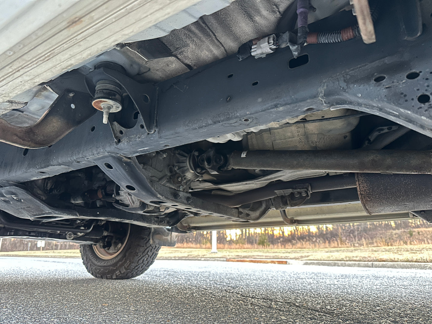 1999 Toyota Land Cruiser Prado TX Limited 4WD - 4 Cylinder Gasoline — LOT#688