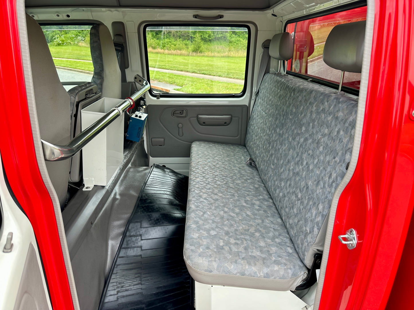 2000 HINO DUTRO 4WD JAPANESE FIRE TRUCK - 4WD - DIESEL - 5,829 MILES - A/C - FULLY FUNCTIONAL — LOT#856