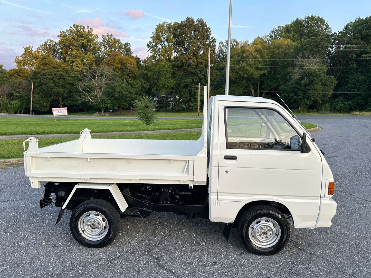 1991 DAIHATSU HIJET CLIMBER DUMP 4WD - DIFF LOCK - 2 SPEED TRANSFER-CASE - LOT#827