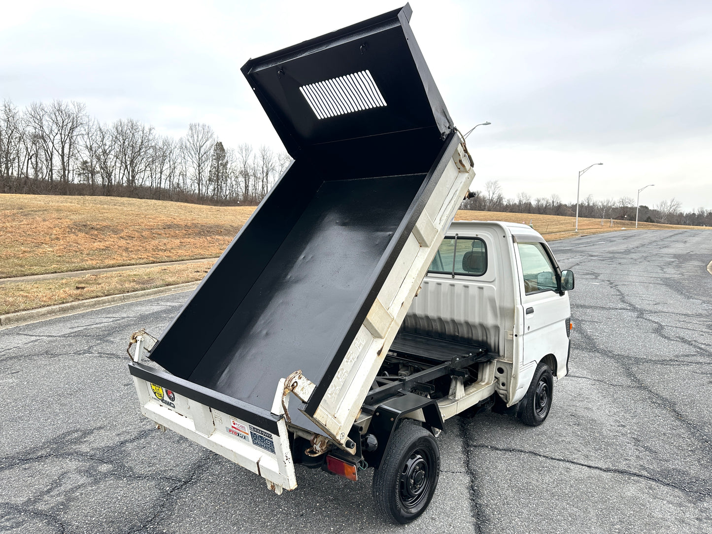 1996 DAIHATSU HIJET DUMP TRUCK S110P